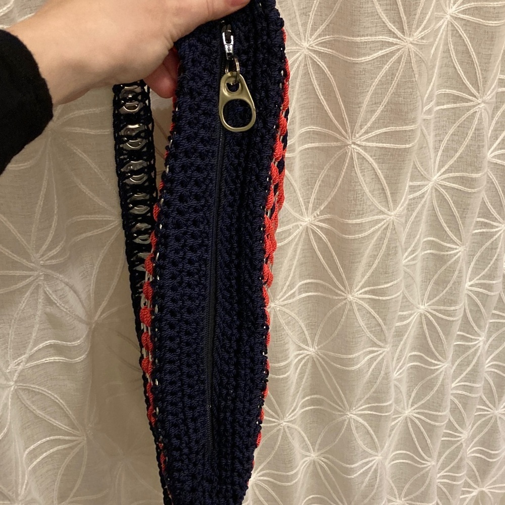 Hand Made Bottle Cap Purse - Picture 5 of 10